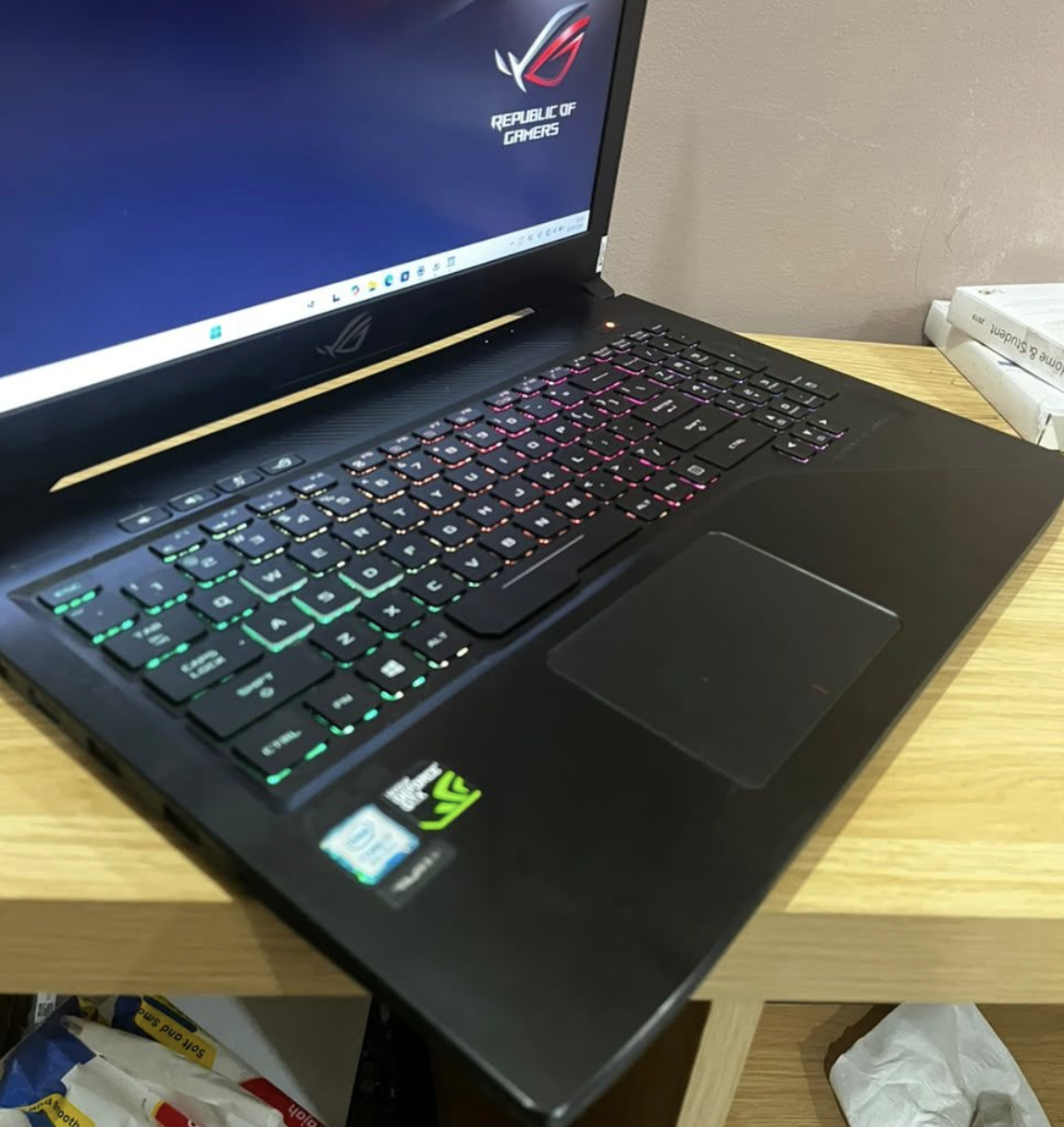 Foto 3 Asus ROG GL503GE Core i7 8750H